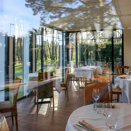 Отель Relais De La Poste 4*