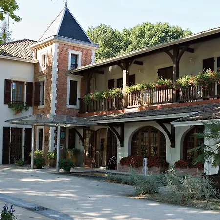 Relais De La Poste 4*