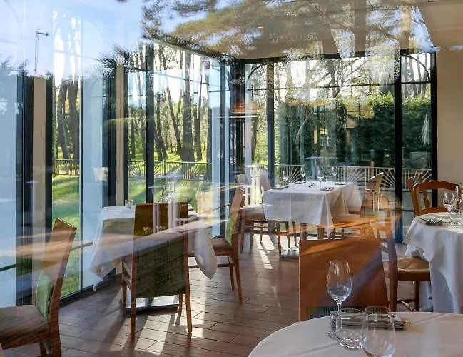 Hotell Relais De La Poste 4*