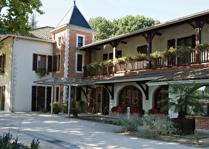 Relais De La Poste 4*